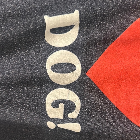 WILDFOX Hot Dog' Sweater with Red Heart - Picture 4 of 6